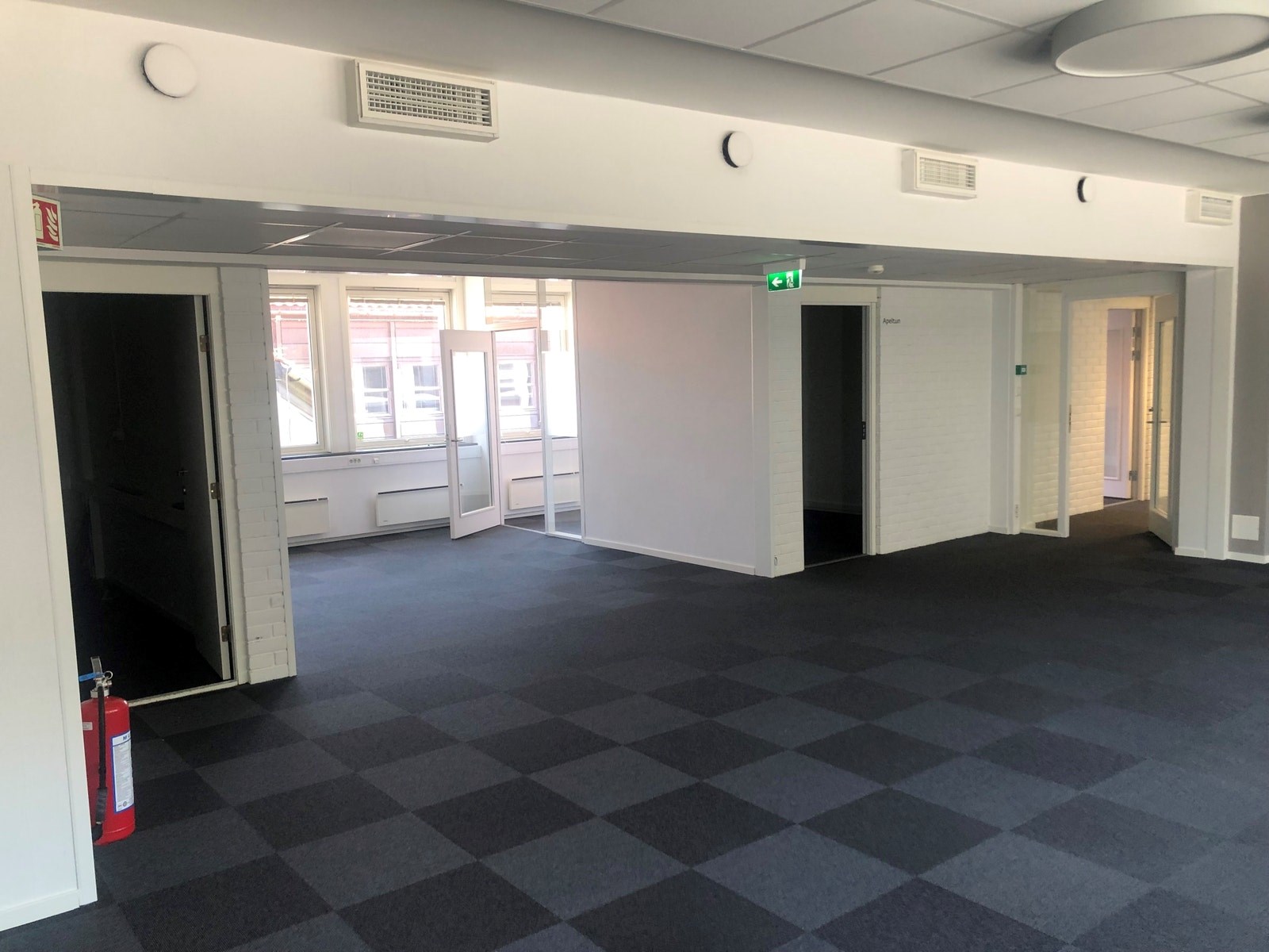 Åpent kontorlandskap