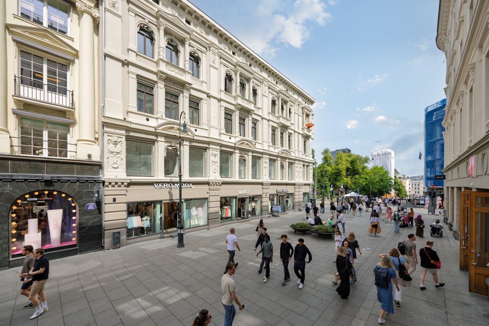 Eiendommen har en super beliggenhet i Karl Johans gate